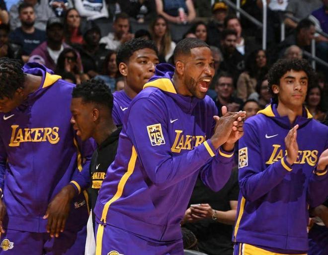 nba排名2024东西部_中关村一小天秀部排名_奥斯卡经典电影100部排名