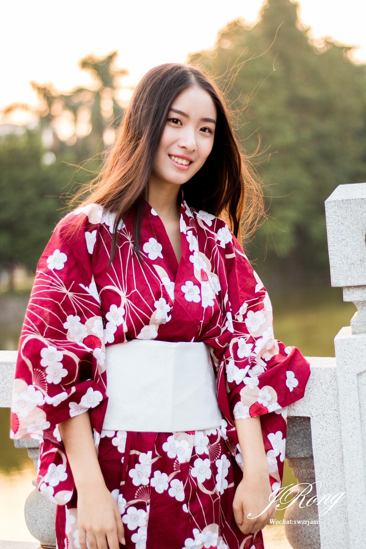 日本女人穿和服图片-日本和服之美，款式多样细节精致