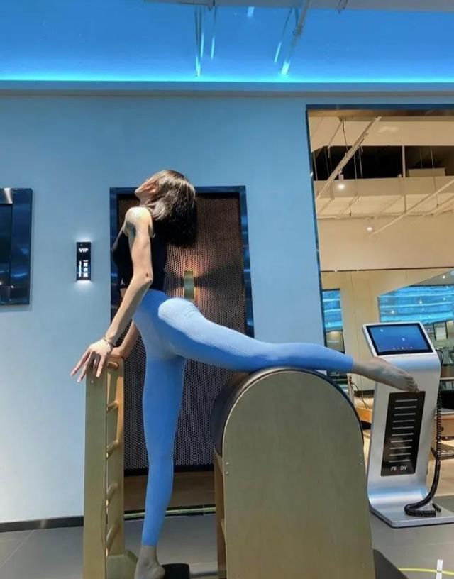 还在长个子的女孩长腿_个子高腿长女生的痛苦_腿长的女孩能长高吗
