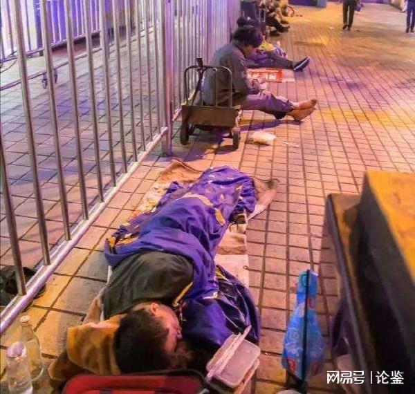 超级流浪汉1_超级流浪汉无敌破解版_下载超级流浪汉