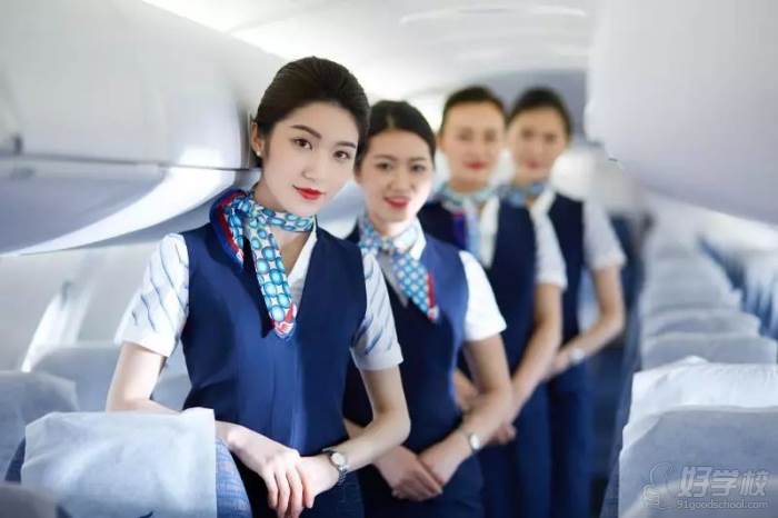 中国美女祼体献身图片_中国美女空姐祼图片_中国美女下部祼体图片图