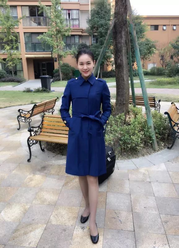 中国美女祼体献身图片_中国美女下部祼体图片图_中国美女空姐祼图片