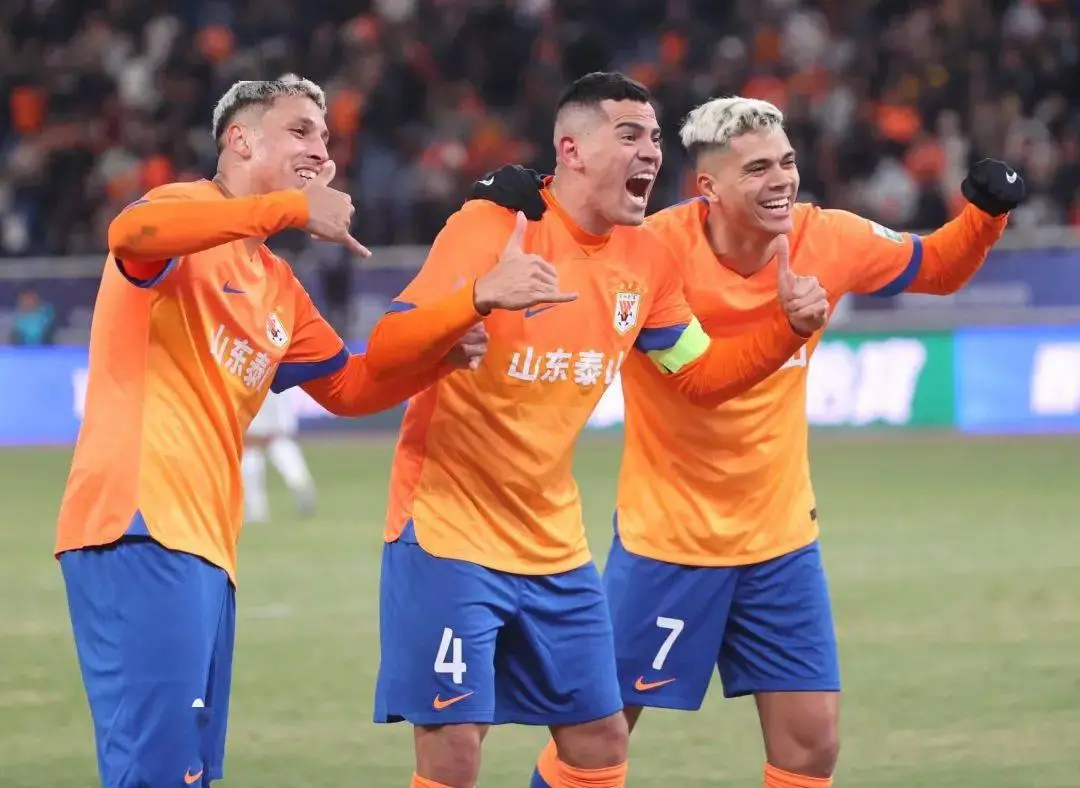 pes2024最新转会补丁_fm转会补丁_cm0304最新转会补丁