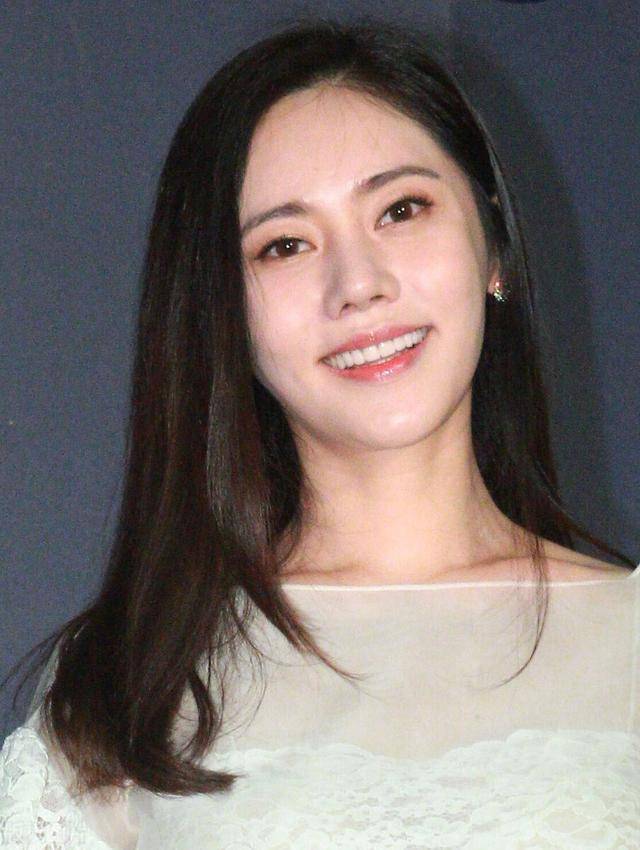 女子穿睡衣失联_帮我搜一下睡衣_睡衣美女来找茬
